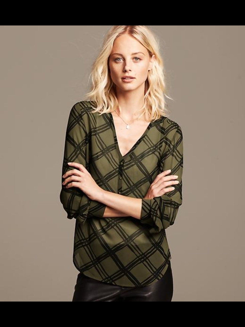 Banana Republic Abstract Olive Plaid V-Neck Riviera Semi Sheer Blouse Size Small